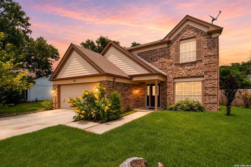 333 Sunrose Ln, Cibolo, TX, 78108-3157 | Card Image