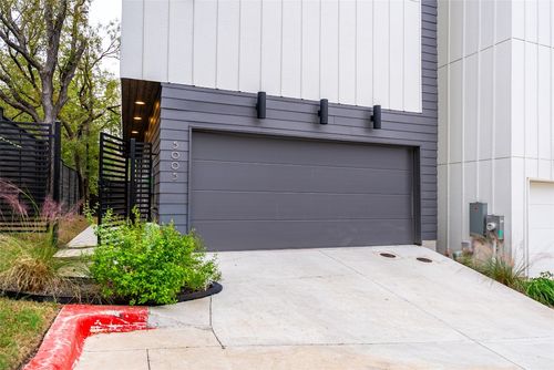 5005 Childers Path, Austin, TX, 78741-3651 | Card Image