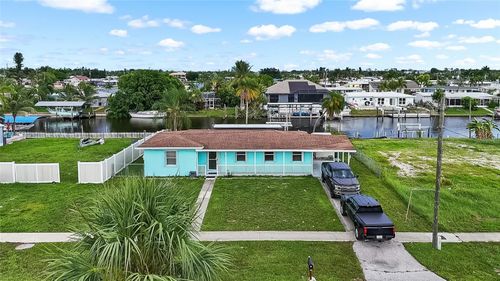 21748 Edgewater Dr, PORT CHARLOTTE, FL, 33952-9721 | Card Image