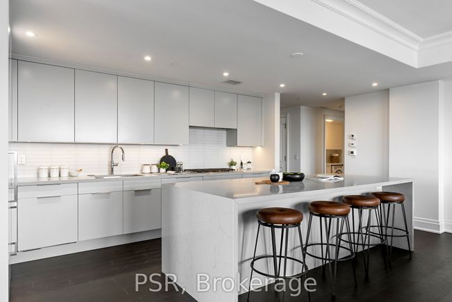 1103 - 1 Forest Hill Rd, Condo with 3 bedrooms, 3 bathrooms and 1 parking in Toronto ON | Image 6
