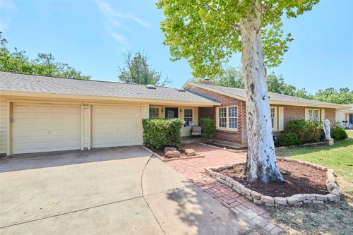 1117 Lexington Ave, Abilene, TX, 79605-3705 | Card Image