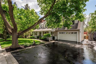 76 Brock St, House other with 4 bedrooms, 3 bathrooms and 7 parking in Oakville ON | Image 2