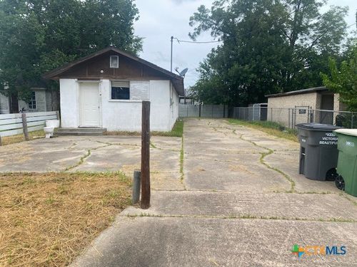 2516 Ozark Street, Victoria, TX, 77901 | Card Image