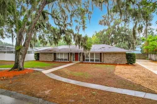 112 Elm Sq N, LAKELAND, FL, 33813-3526 | Card Image