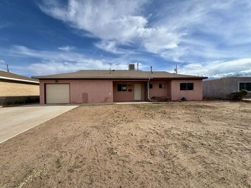 713 Washington Avenue, Grants, NM, 87020 | Card Image