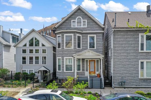 1-1429 W Barry Ave, Chicago, IL, 60657-4205 | Card Image
