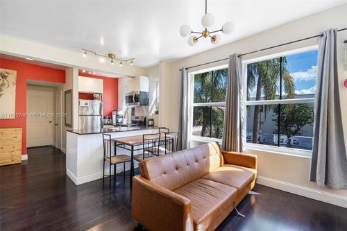 200-1320 Drexel Ave, Miami Beach, FL, 33139-8130 | Card Image
