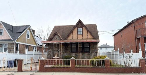 135-15 220th Pl, Laurelton, NY, 11413-1939 | Card Image