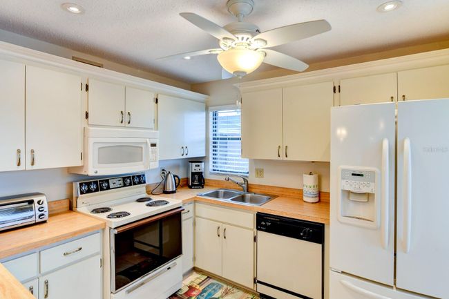 9I - 5400 34th Street W, Condo with 2 bedrooms, 2 bathrooms and null parking in Bradenton FL | Image 19