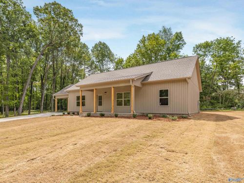 352 Elgin Hills Dr, Rogersville, AL, 35652 | Card Image