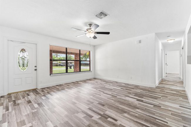 3690 Sw 23 Rd Ct, House other with 3 bedrooms, 2 bathrooms and null parking in Fort Lauderdale FL | Image 8