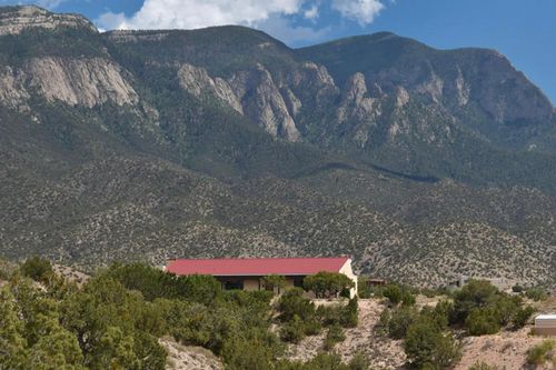 33 Yucca Ln, Placitas, NM, 87043-9236 | Card Image