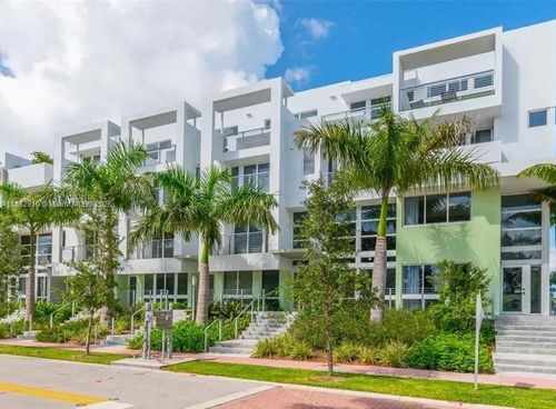 89 N Shore Dr, Miami Beach, FL, 33141-3912 | Card Image
