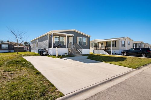 2111 Summerfield Ln, Traverse City, MI, 49686-5917 | Card Image