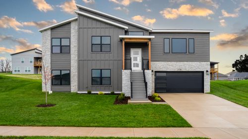 2701 W Pigeon Dr, Ozark, MO, 65721-4320 | Card Image