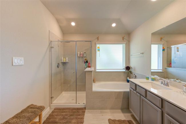 12917 S Winding Pines Dr, House other with 3 bedrooms, 2 bathrooms and 2 parking in Tomball TX | Image 34