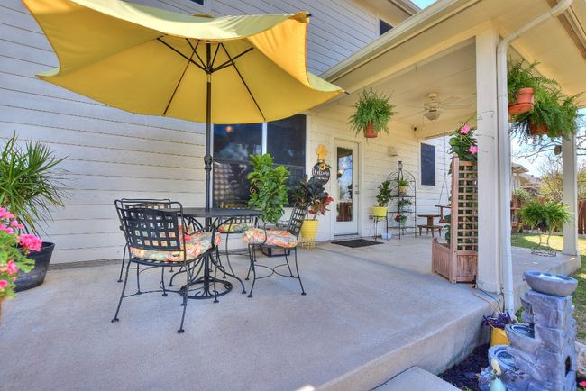 Covered Back Patio | Image 33