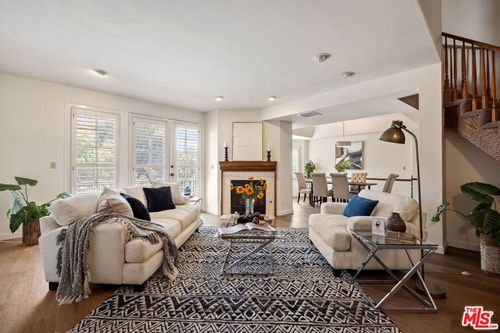 6-18135 Burbank Blvd, Tarzana, CA, 91356 | Card Image