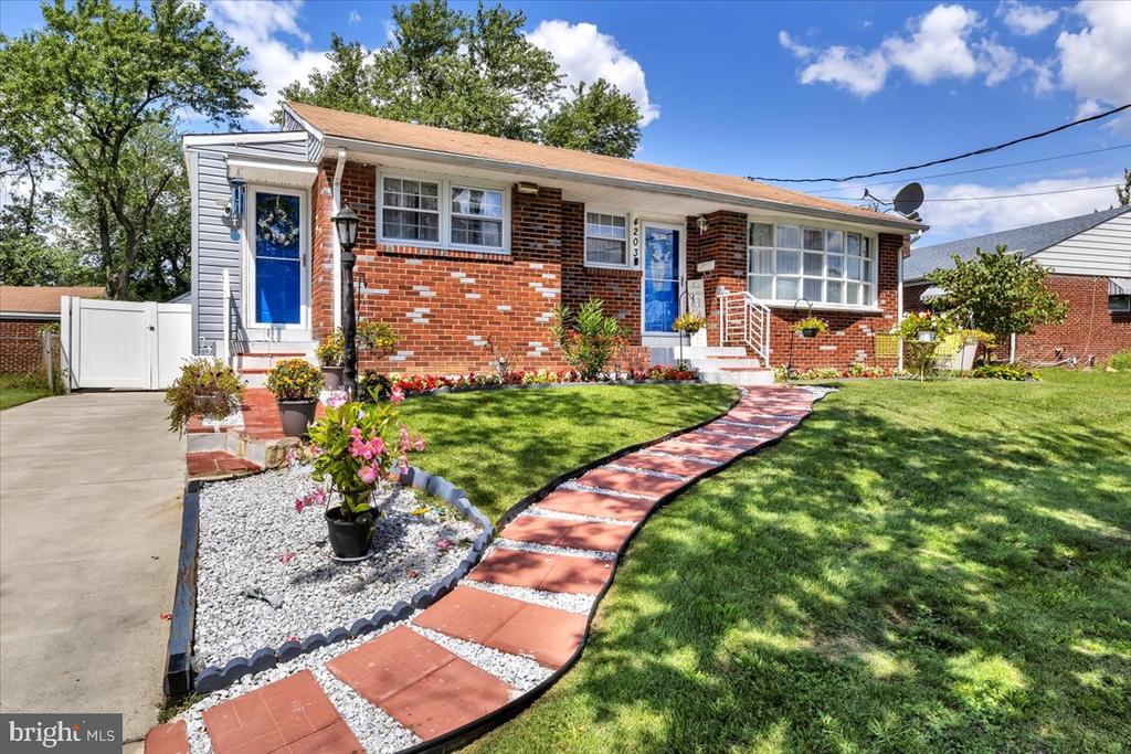 Sharon Ter, Pennsauken, NJ 08110