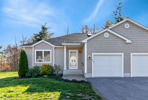 36-36 Village Rd, Paxton, MA, 01612 | Card Image