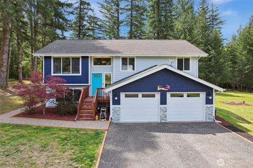 3797 Seabeck Holly Rd Nw, Seabeck, WA, 98380-9259 | Card Image