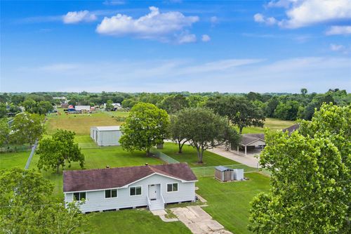 6315 Avenue T, Santa Fe, TX, 77510-9433 | Card Image