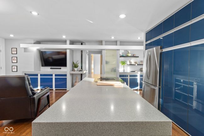 10327 Orchard Park Dr W, House other with 3 bedrooms, 2 bathrooms and null parking in Carmel IN | Image 10