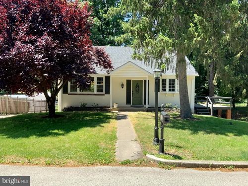 437 Eastburn Rd, KING OF PRUSSIA, PA, 19406-2044 | Card Image