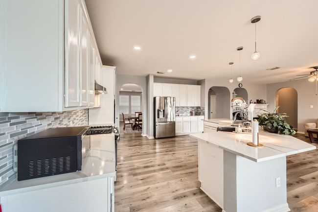 Beautifully Updated Kitchen | Image 6