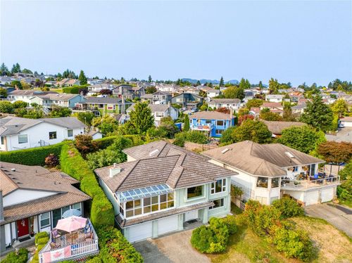 6045 Icarus Dr, Nanaimo, BC, V9V1B7 | Card Image