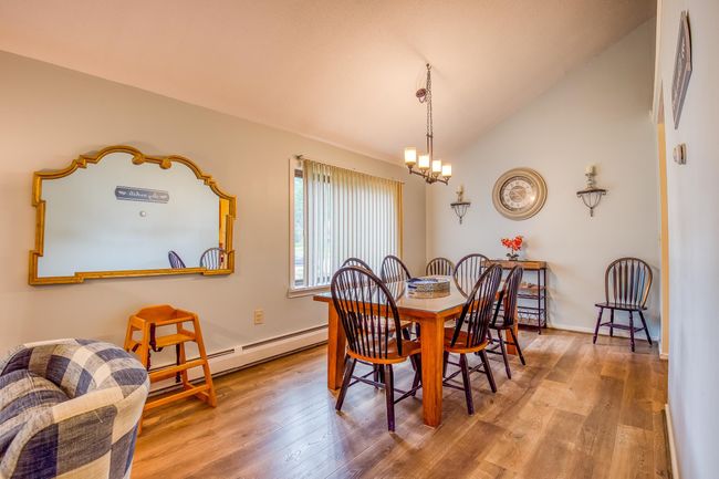 Newer flooring | Image 9
