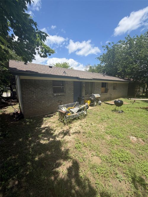 6224 Highland Hills Drive, Dallas, TX, 75241 | Card Image
