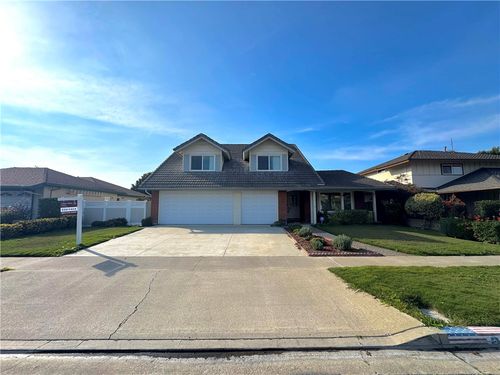 15781 Clarendon St, Westminster, CA, 92683-6936 | Card Image