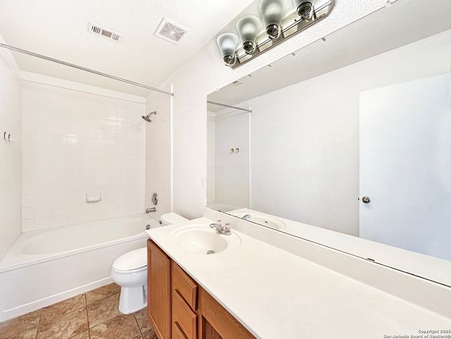 1051 Sundance Ft, House other with 3 bedrooms, 2 bathrooms and null parking in San Antonio TX | Image 10