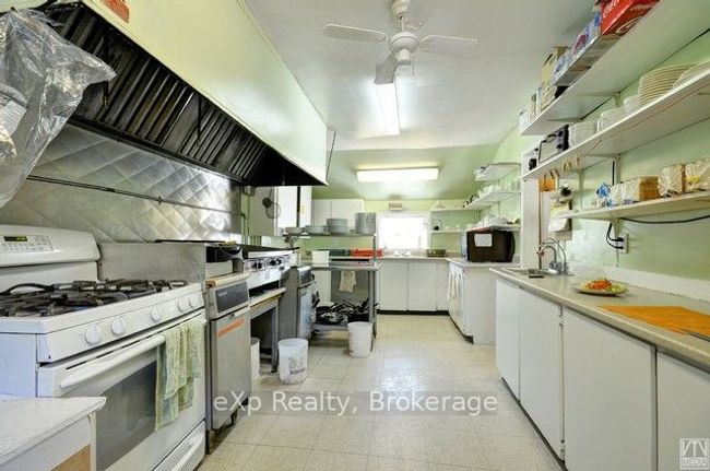 5333 Highway 124 Highway, Home with 0 bedrooms, 0 bathrooms and 20 parking in Magnetawan ON | Image 32