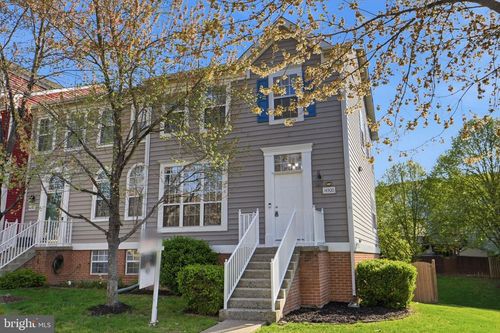 14300 Montverd Ct, CENTREVILLE, VA, 20121-5716 | Card Image