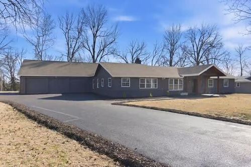 6308 S Glenridge Dr, Springfield, MO, 65804-7907 | Card Image