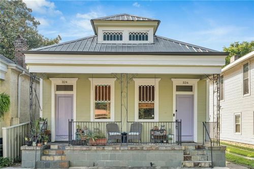 324 Angela Ave, Arabi, LA, 70032-1006 | Card Image