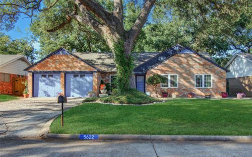 5622 Sheraton Oaks Dr, Houston, TX, 77091-1306 | Card Image