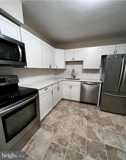 6113 Brandyhall Ct, FORT WASHINGTON, MD, 20744-3109 | Card Image