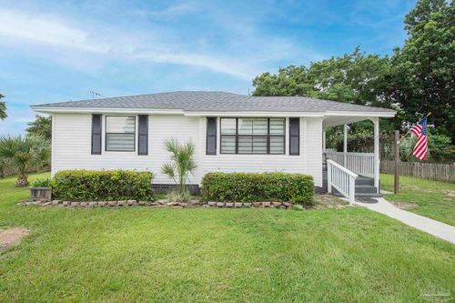 211 Berry Rd, Pensacola, FL, 32507-3705 | Card Image