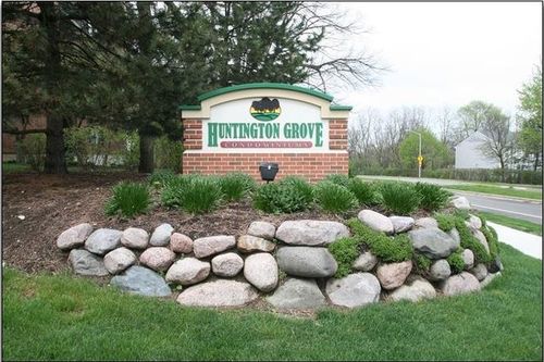 206-1800 Huntington Blvd, Hoffman Estates, IL, 60169-6740 | Card Image