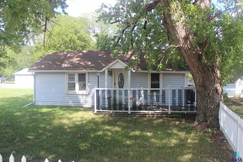 1014 Kennedy Dr Drive, Yankton, SD, 57078 | Card Image