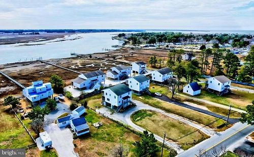 3416 Ridge Rd, CHINCOTEAGUE ISLAND, VA, 23336-1611 | Card Image