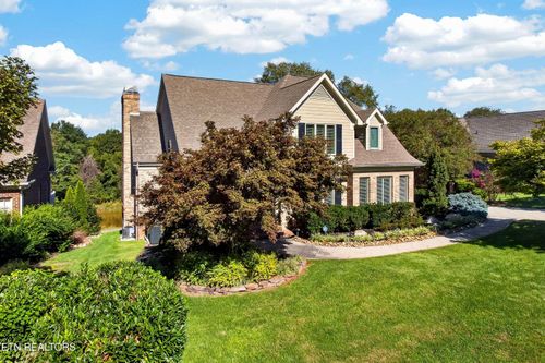 9048 Legends Lake Ln, Knoxville, TN, 37922-5258 | Card Image