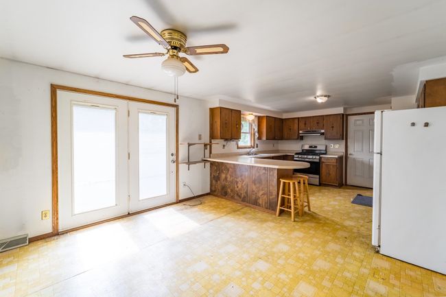 204 E Walnut St, House other with 3 bedrooms, 2 bathrooms and null parking in SPENCER WI | Image 22