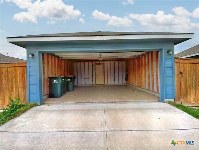 121 Duck Creek Trl, House other with 2 bedrooms, 2 bathrooms and null parking in San Marcos TX | Image 26
