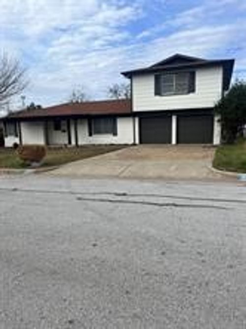 1732 Sheffield Pl, Fort Worth, TX, 76112-3220 | Card Image