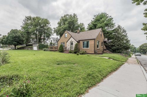 3103 Spring St, Omaha, NE, 68105-3746 | Card Image