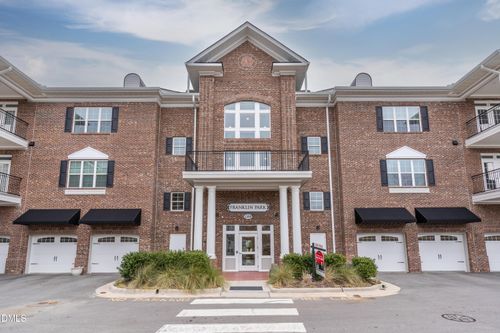 unit-303-1200 Gathering Park Cir, Cary, NC, 27519-8242 | Card Image